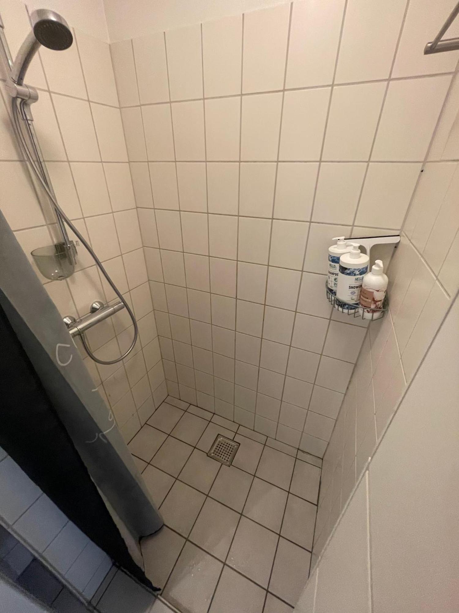 Central Apt W Parking Possibility, Netflix & Near Attractions Århus المظهر الخارجي الصورة